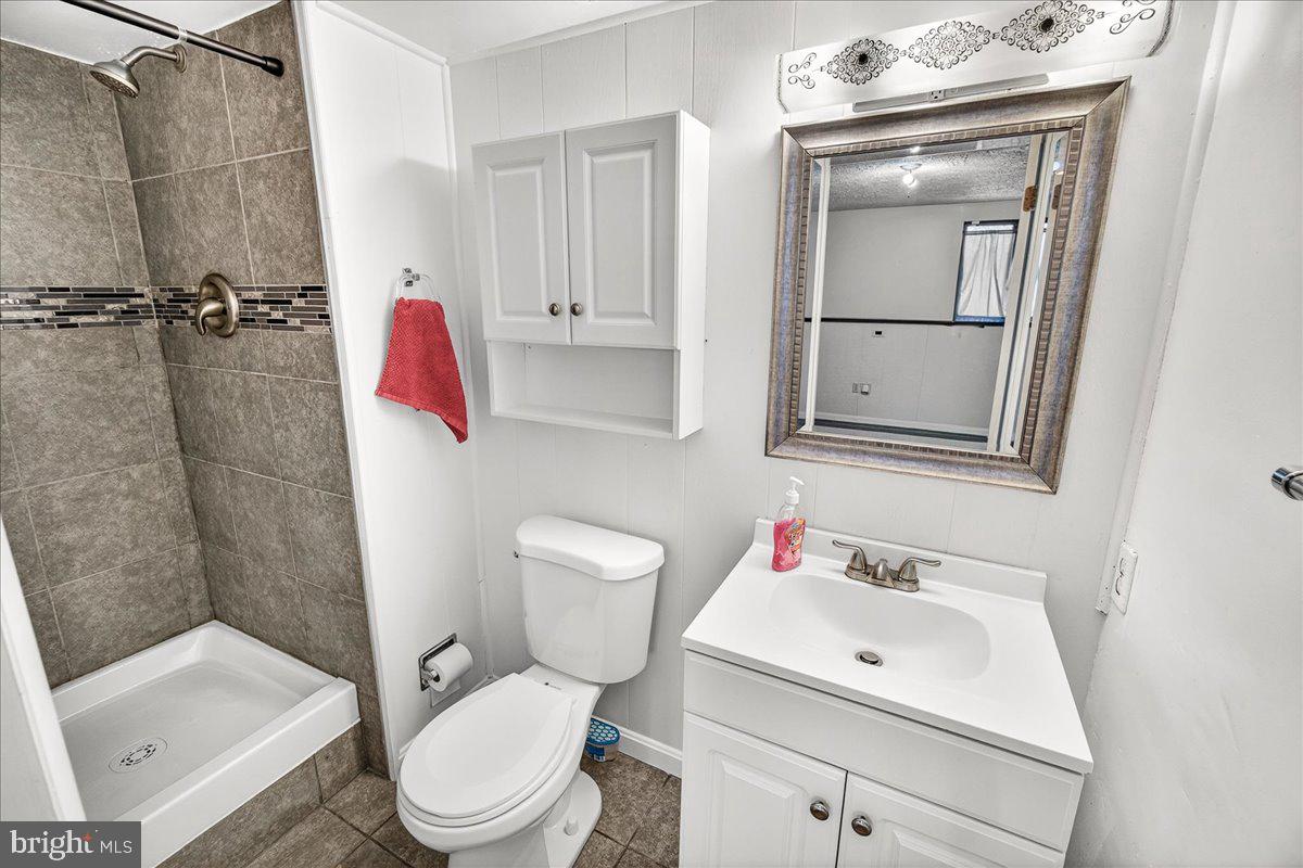 17628 COLLIER CIRCLE