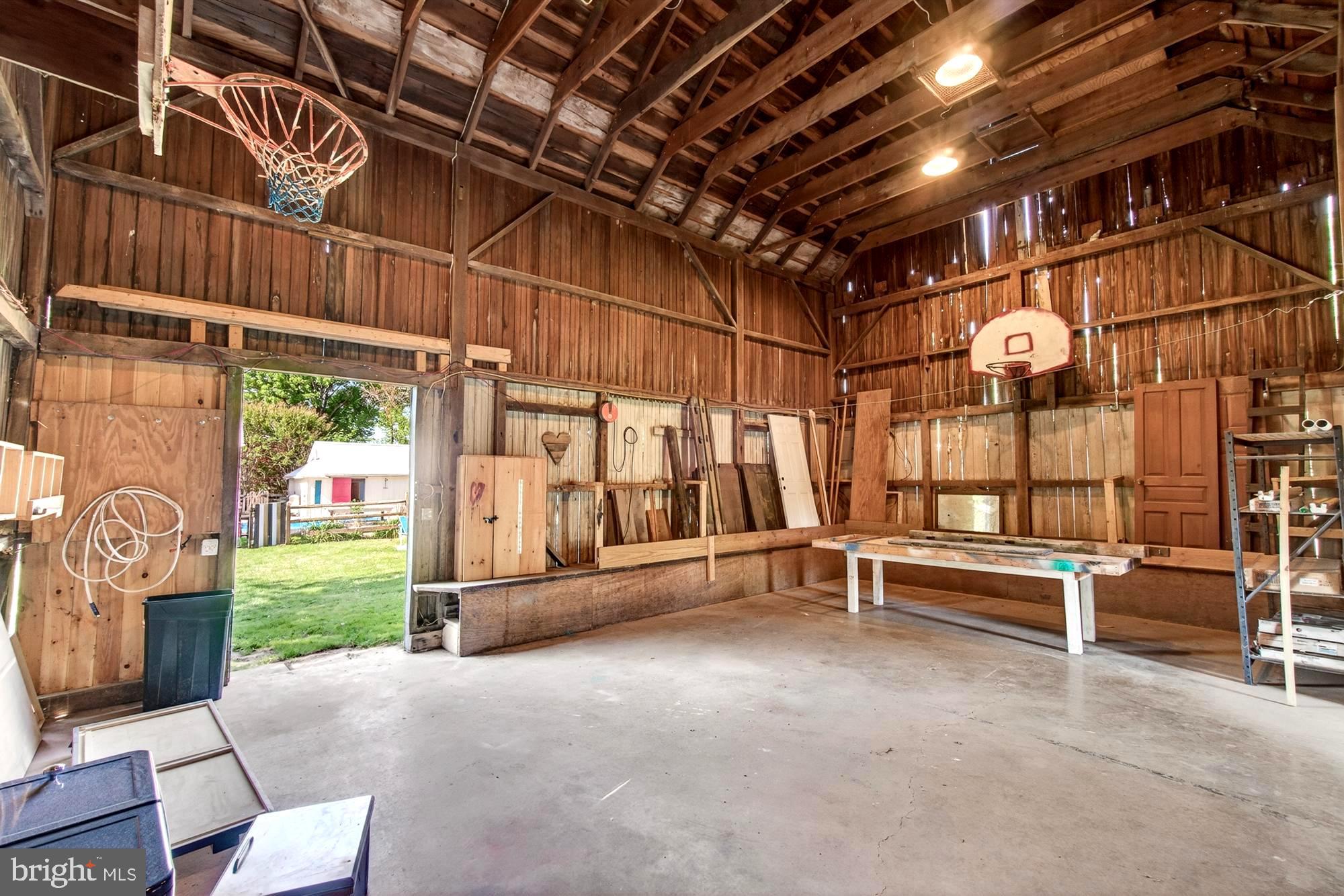 18040 BARNESVILLE ROAD