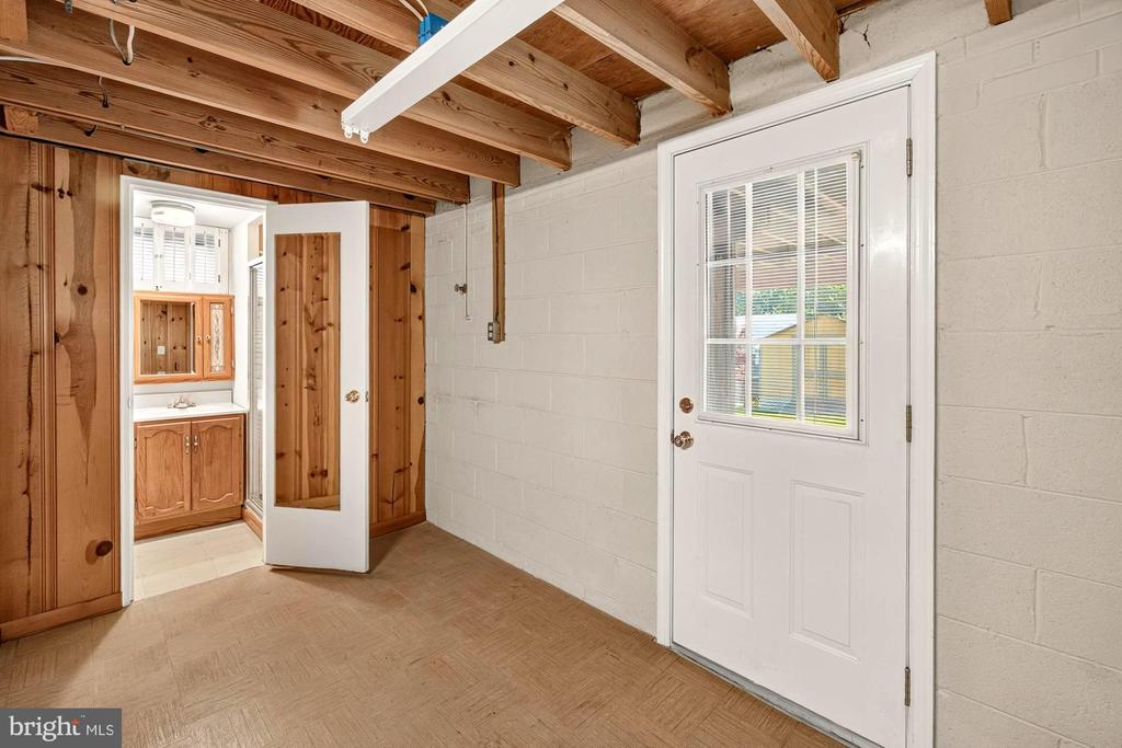 11407 GRAYLING LANE
