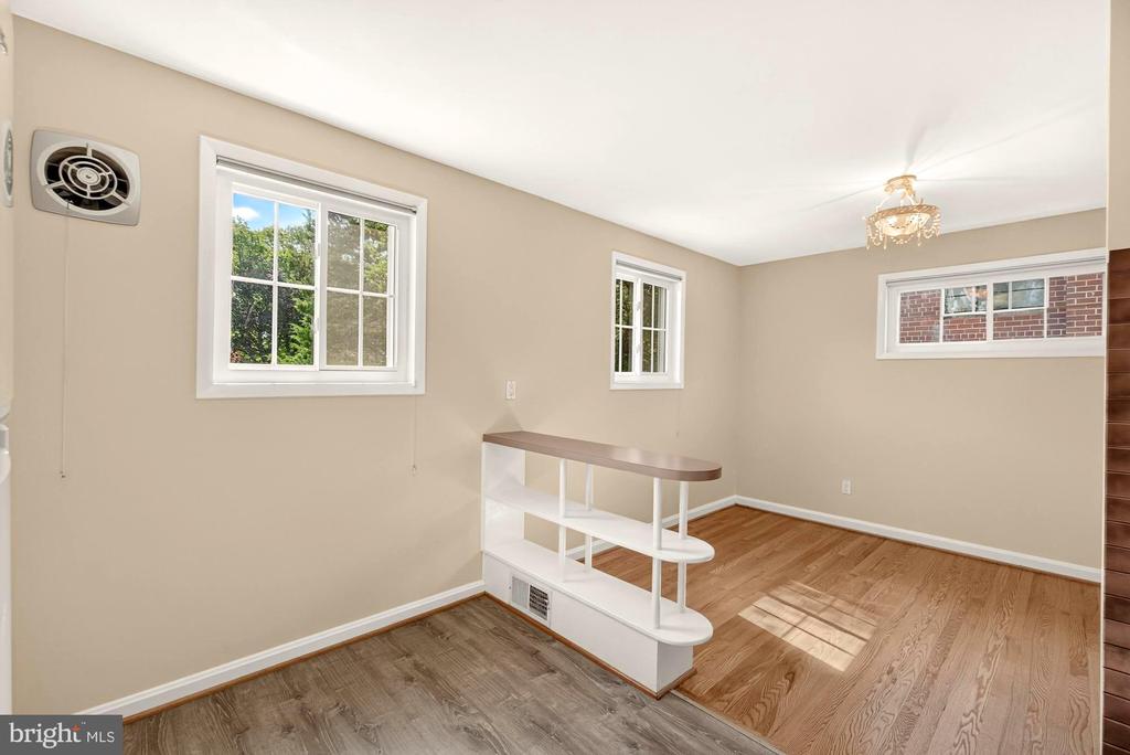 11407 GRAYLING LANE