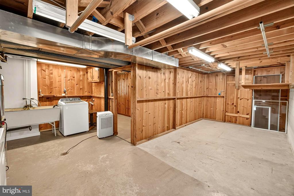 11407 GRAYLING LANE