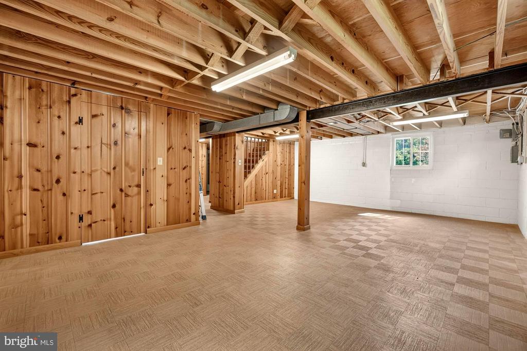 11407 GRAYLING LANE