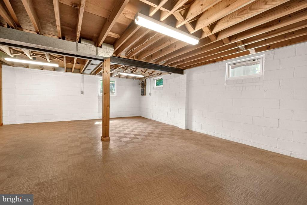 11407 GRAYLING LANE