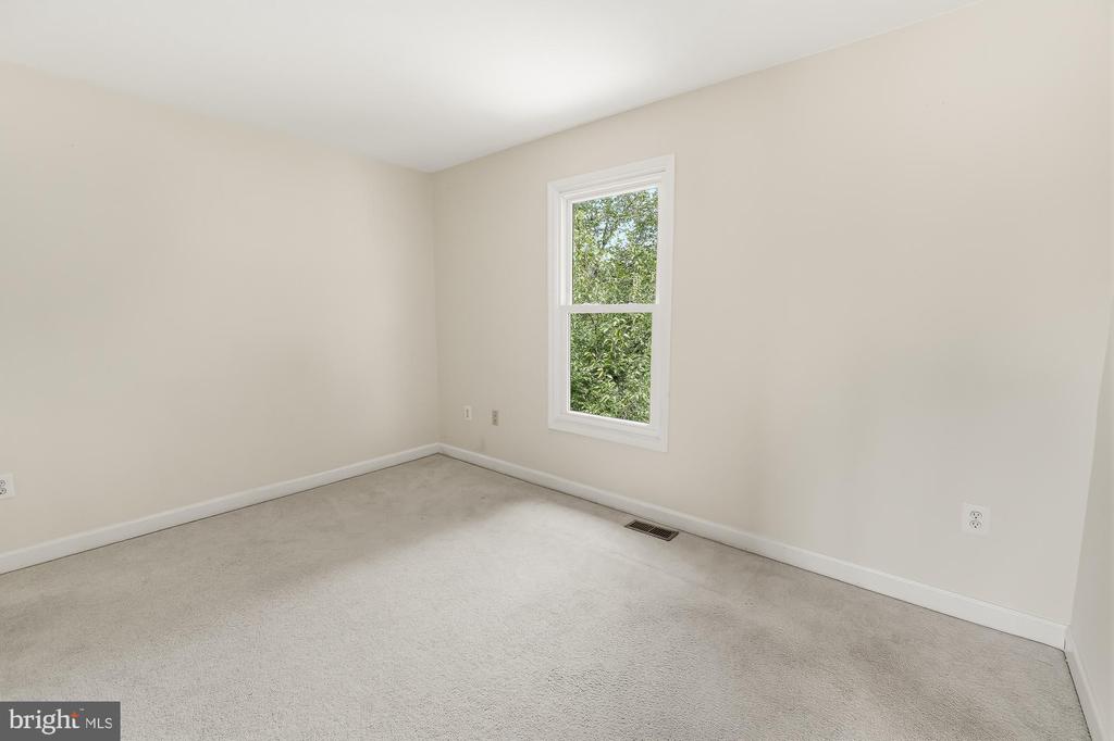 17004 SPATES HILL ROAD