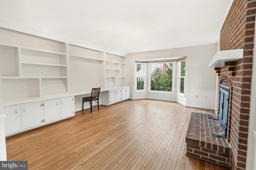 17004 SPATES HILL ROAD