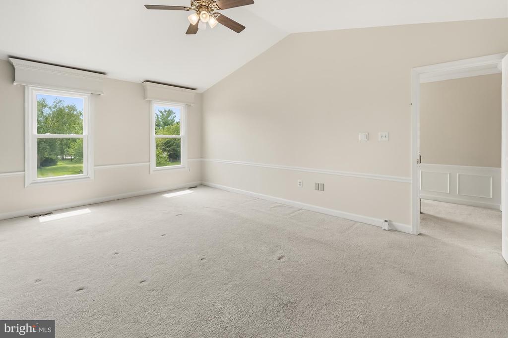 17004 SPATES HILL ROAD