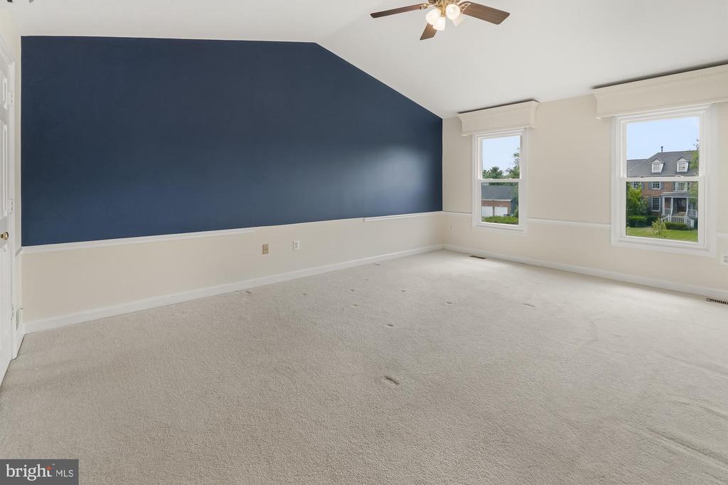 17004 SPATES HILL ROAD
