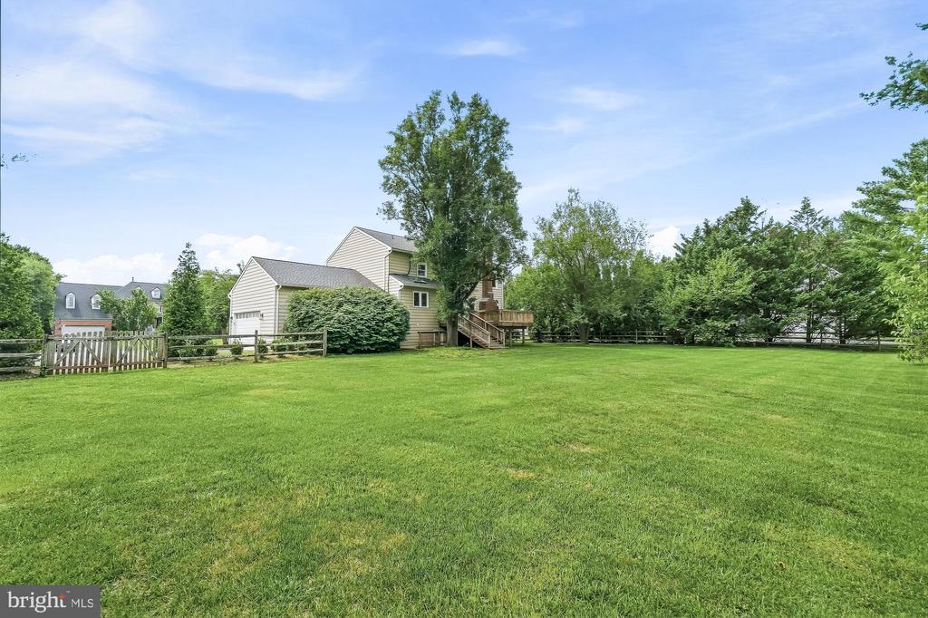 17004 SPATES HILL ROAD