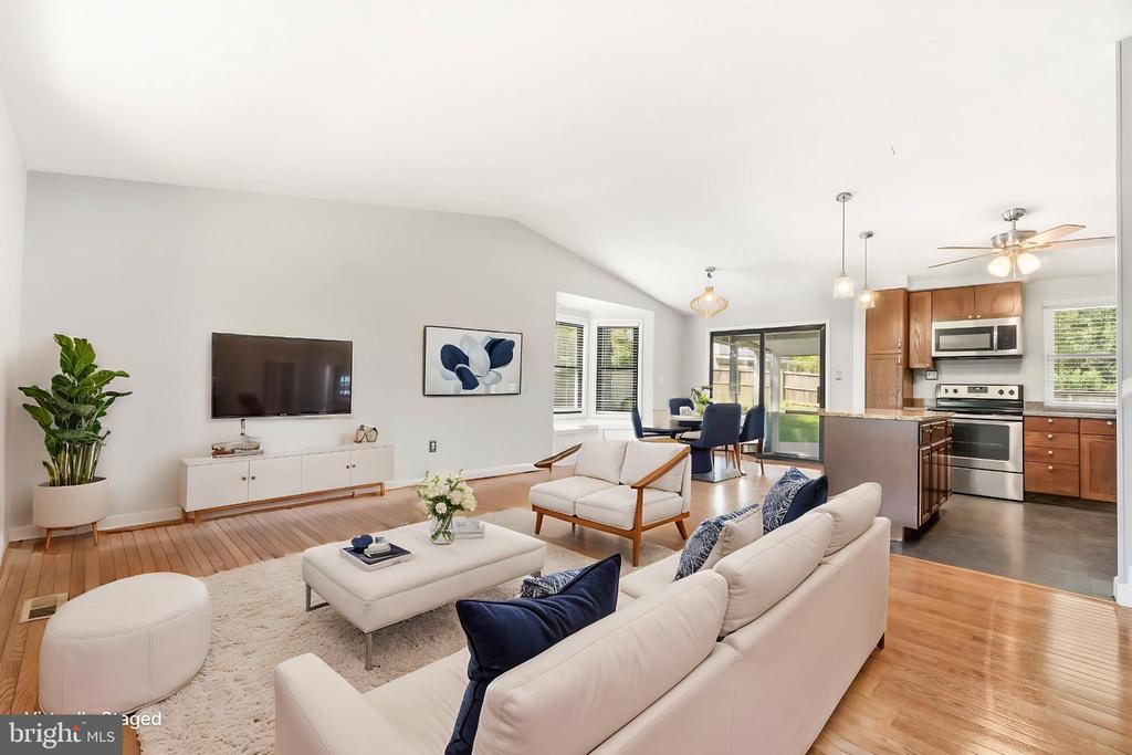 19110 DOWDEN CIRCLE