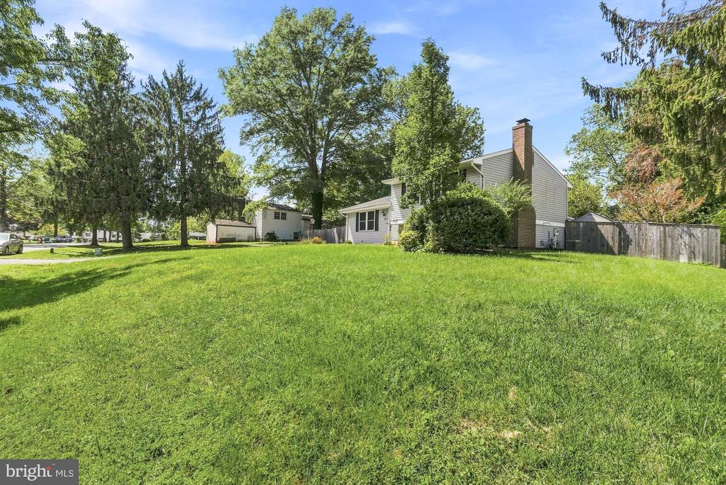 19110 DOWDEN CIRCLE