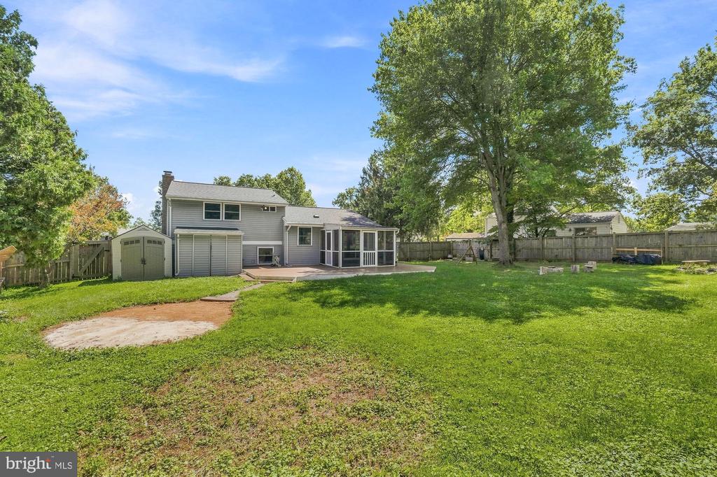 19110 DOWDEN CIRCLE