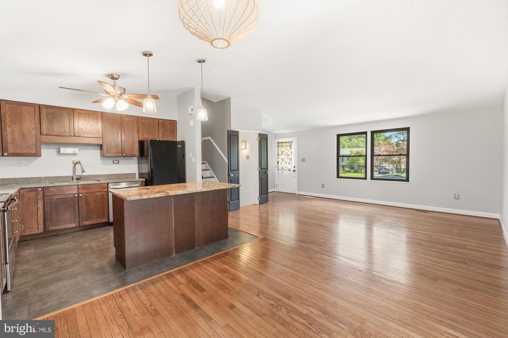 19110 DOWDEN CIRCLE