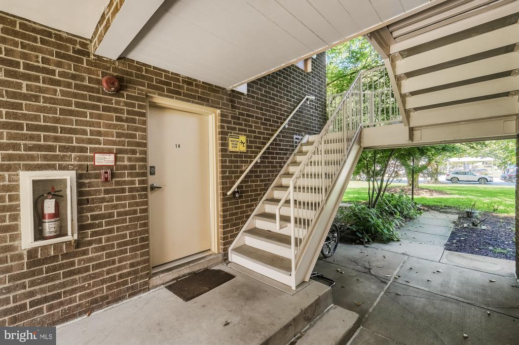 3206 SPARTAN ROAD Unit: 14