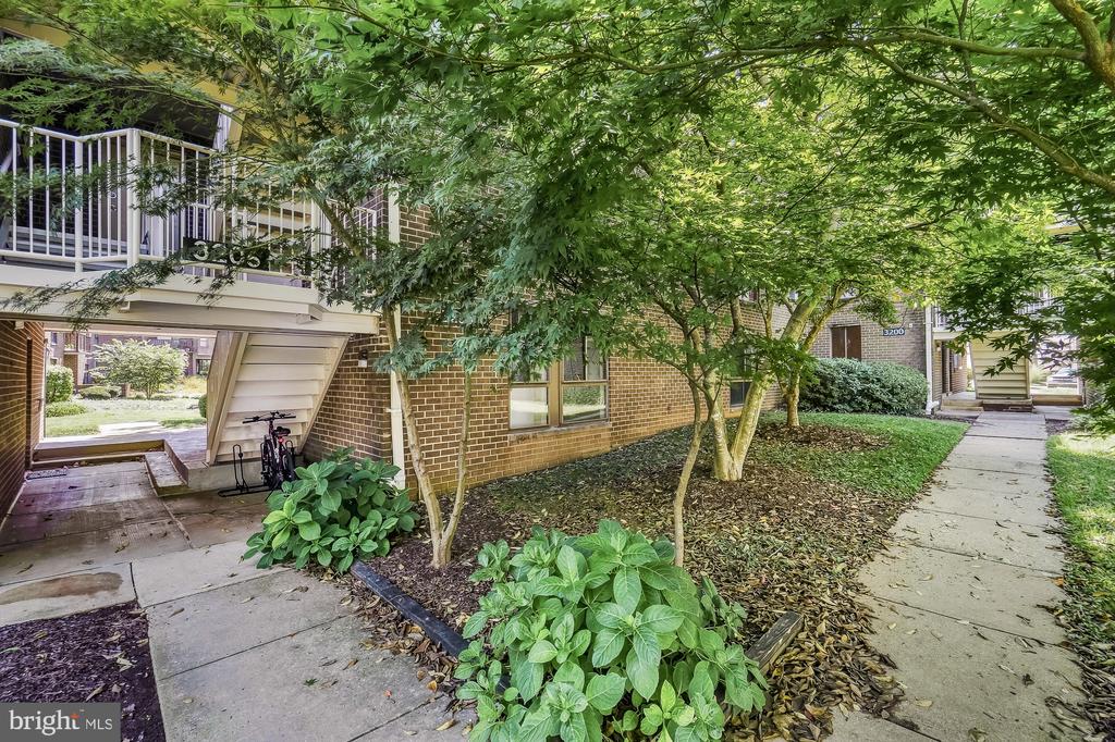 3206 SPARTAN ROAD Unit: 14