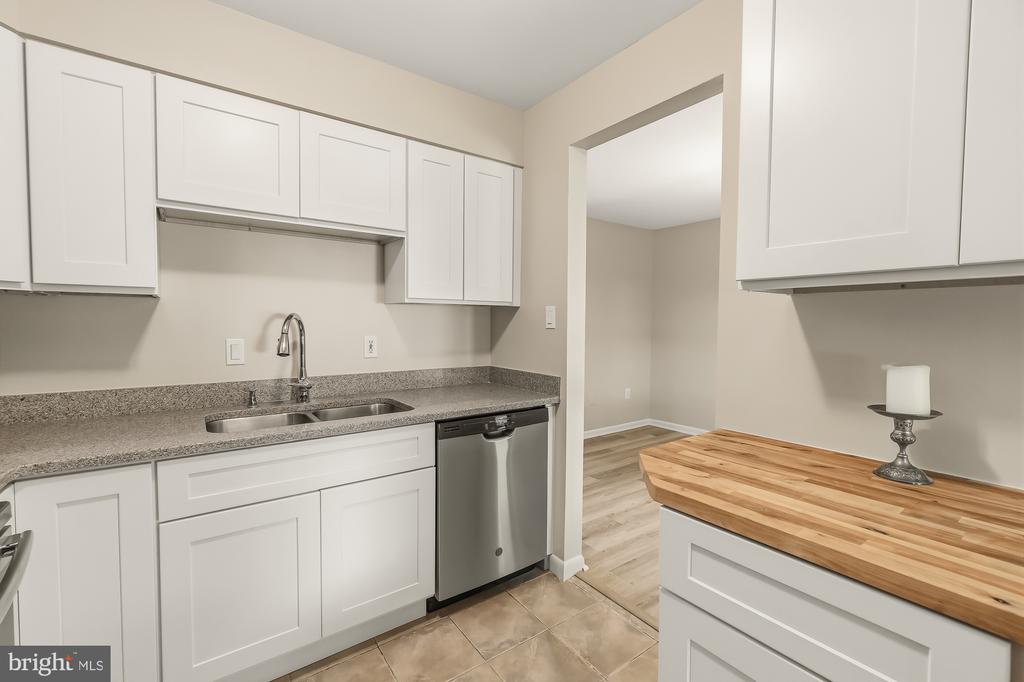 3206 SPARTAN ROAD Unit: 14