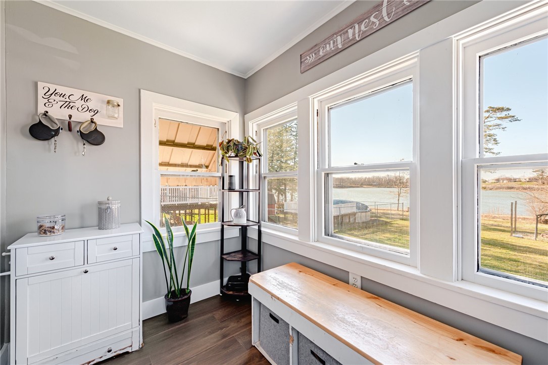 102 W Keeling Ave