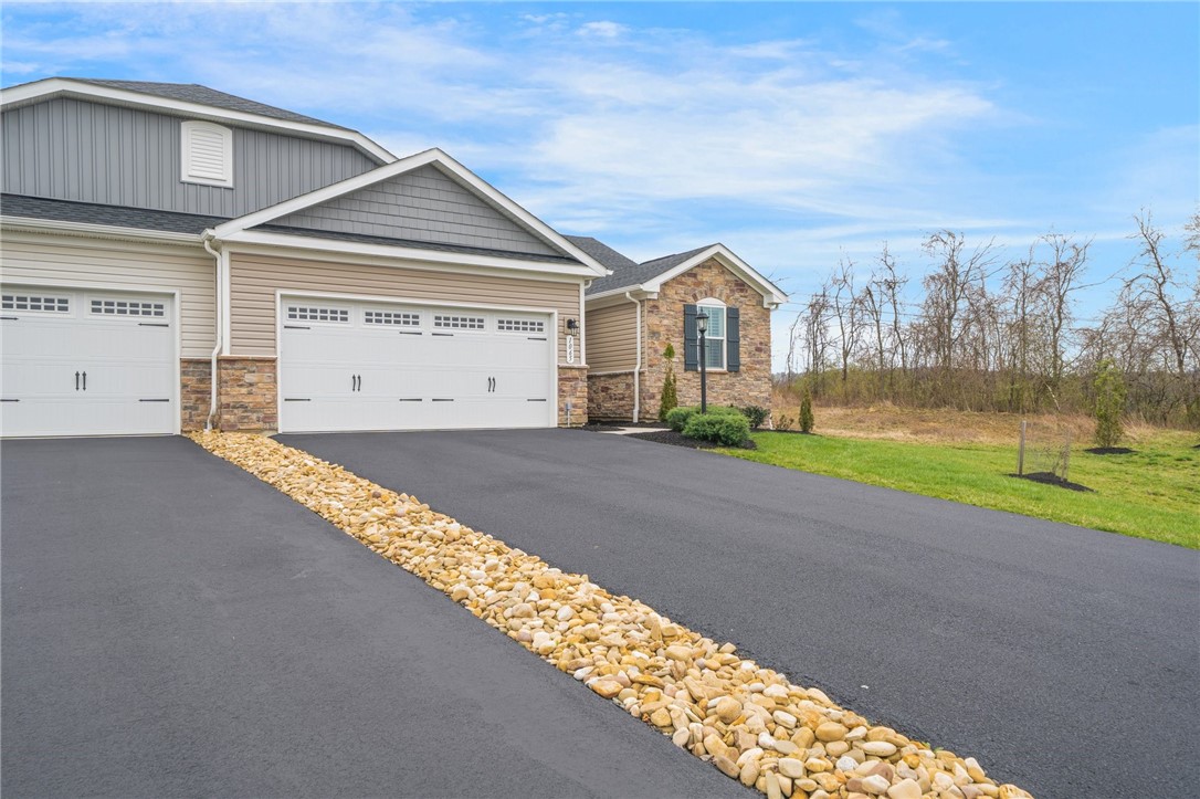1065 Moria Ct
