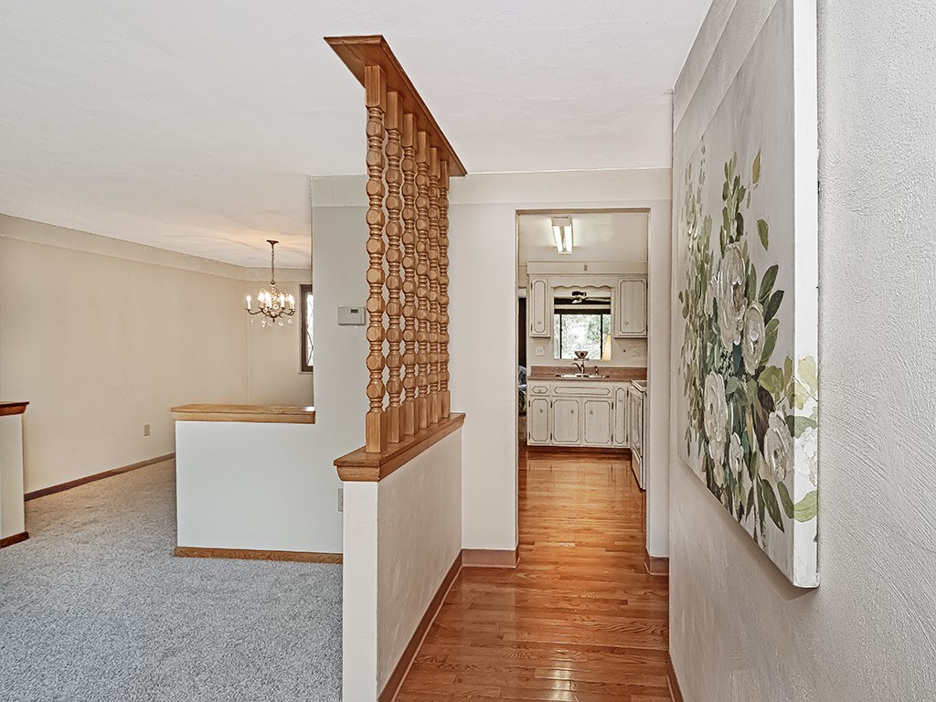 152 Erin Ln