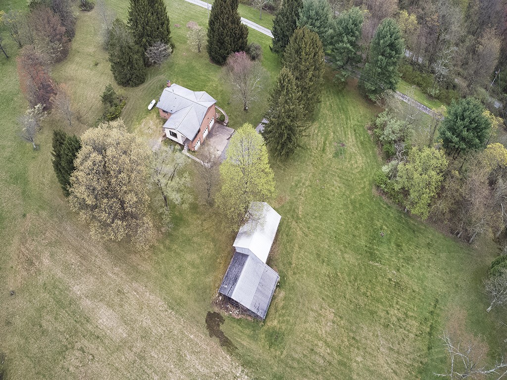 152 Erin Ln