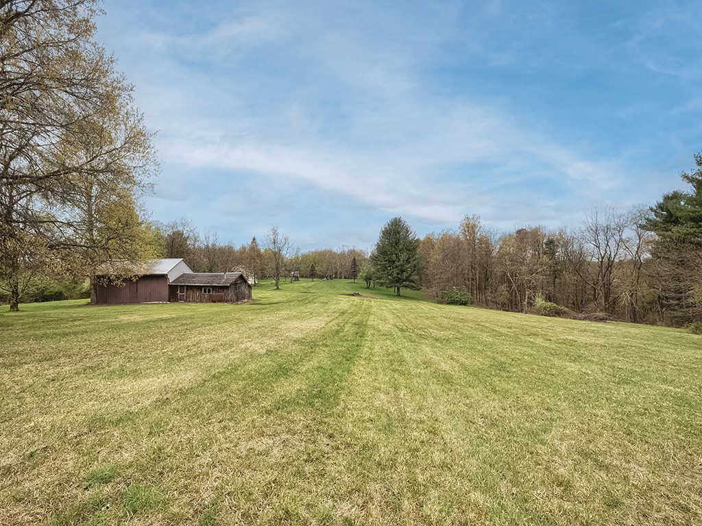 152 Erin Ln