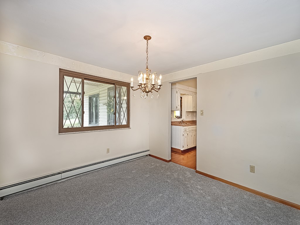 152 Erin Ln