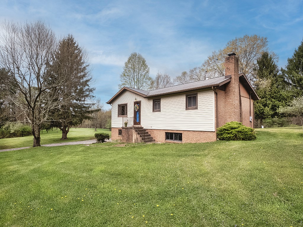 152 Erin Ln