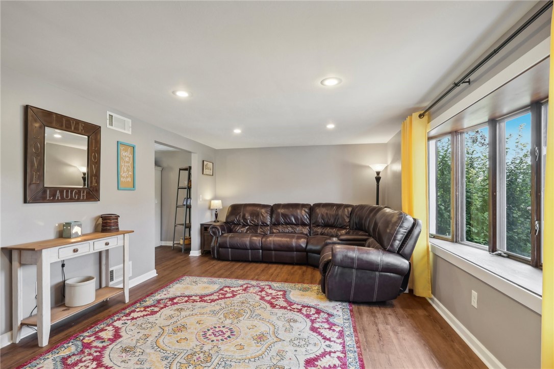 493 General Braddock Rd