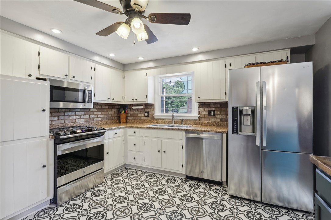 493 General Braddock Rd