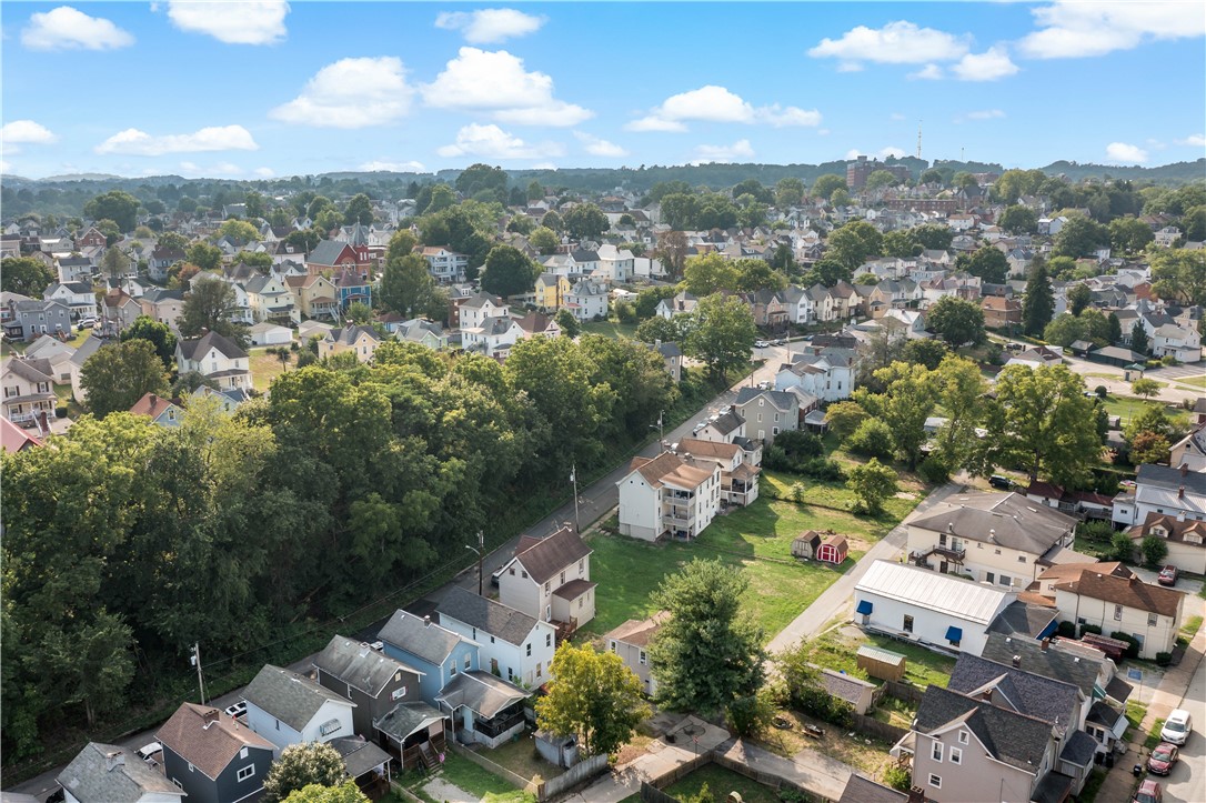 523 Westminster Ave (front & rear)