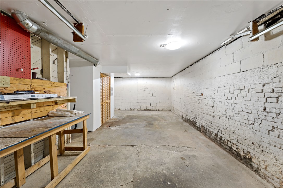 523 Westminster Ave (front & rear)