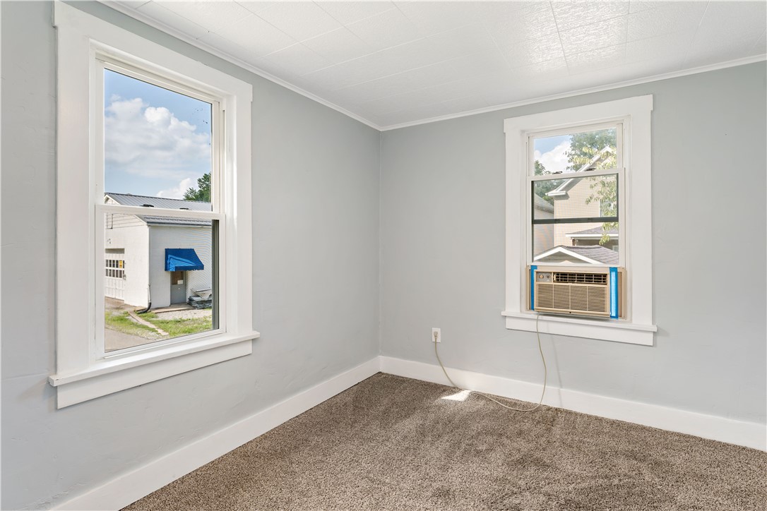 523 Westminster Ave (front & rear)