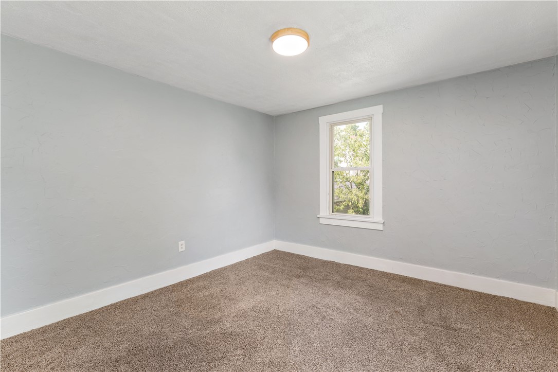 523 Westminster Ave (front & rear)