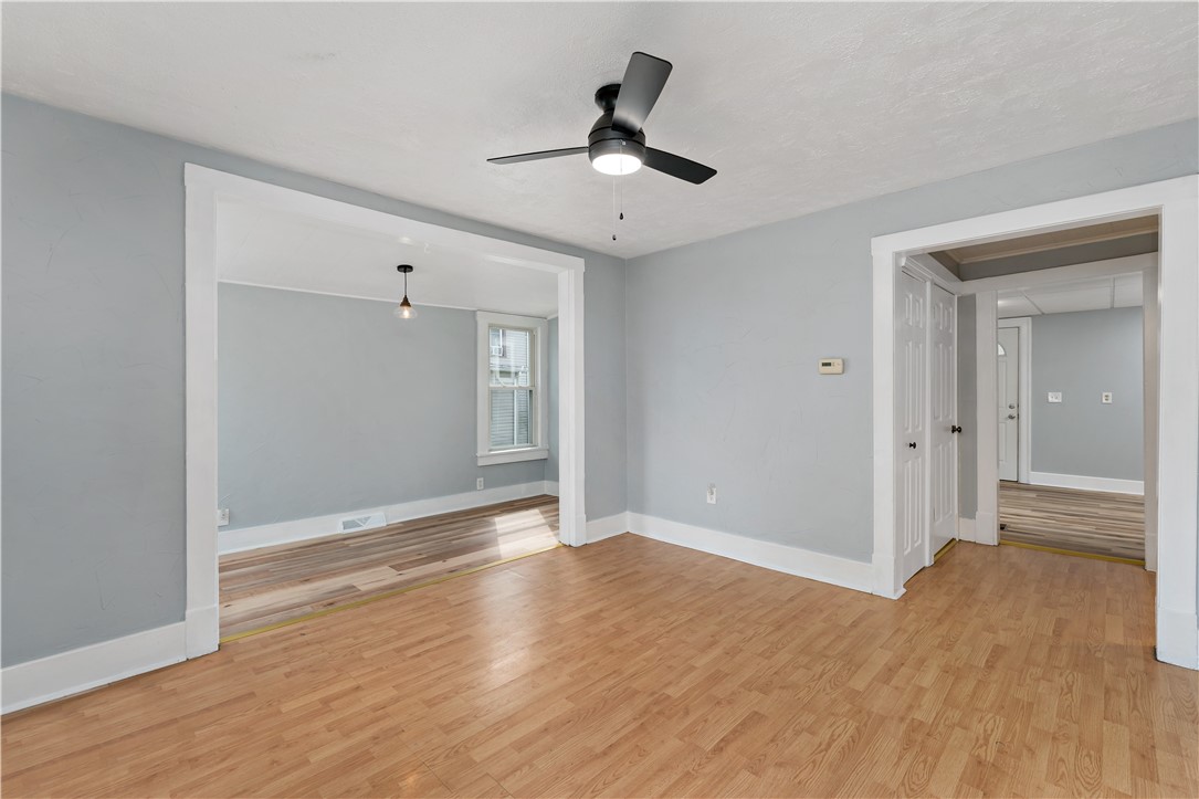 523 Westminster Ave (front & rear)