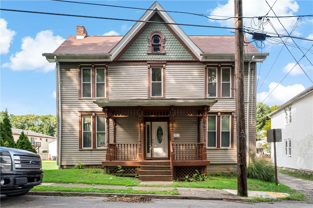 523 Westminster Ave (front & rear)