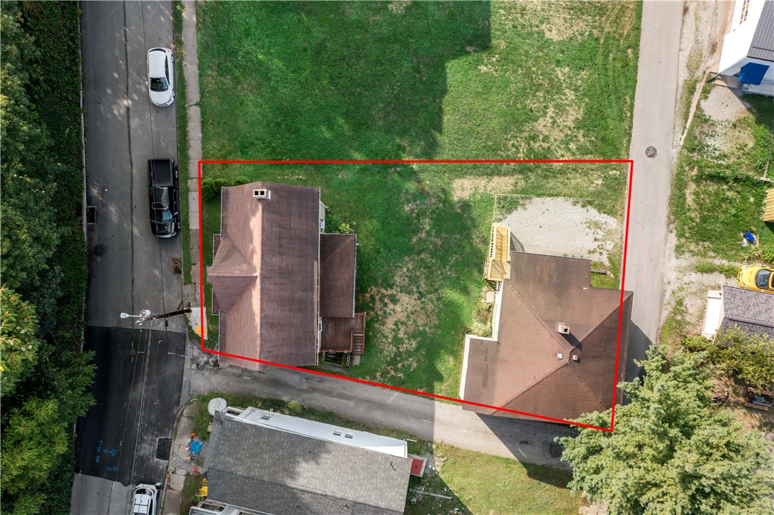 523 Westminster Ave (front & rear)