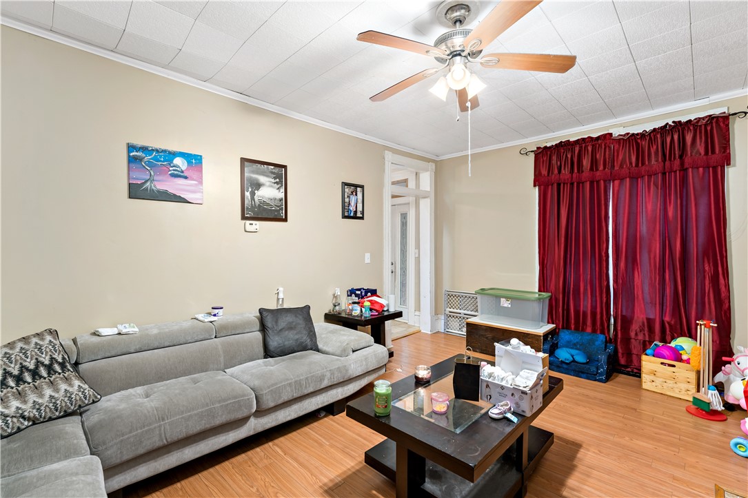 523 Westminster Ave (front & rear)