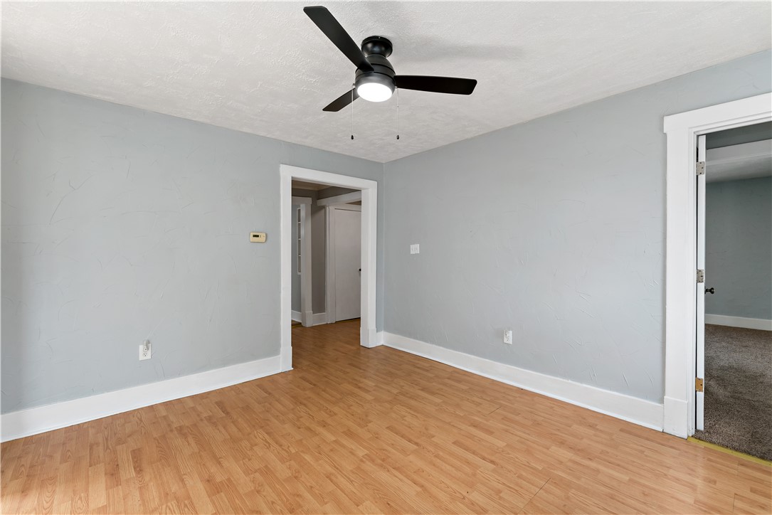 523 Westminster Ave (front & rear)