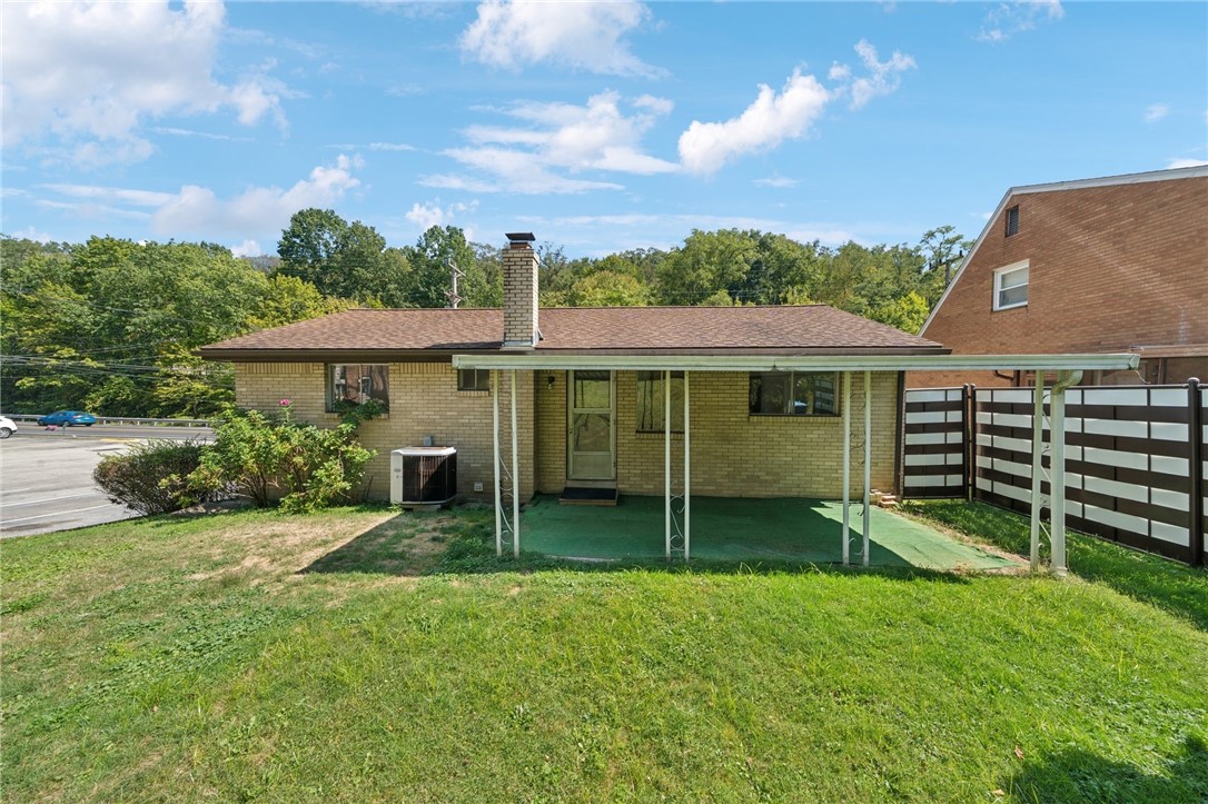 619 Brown Ave
