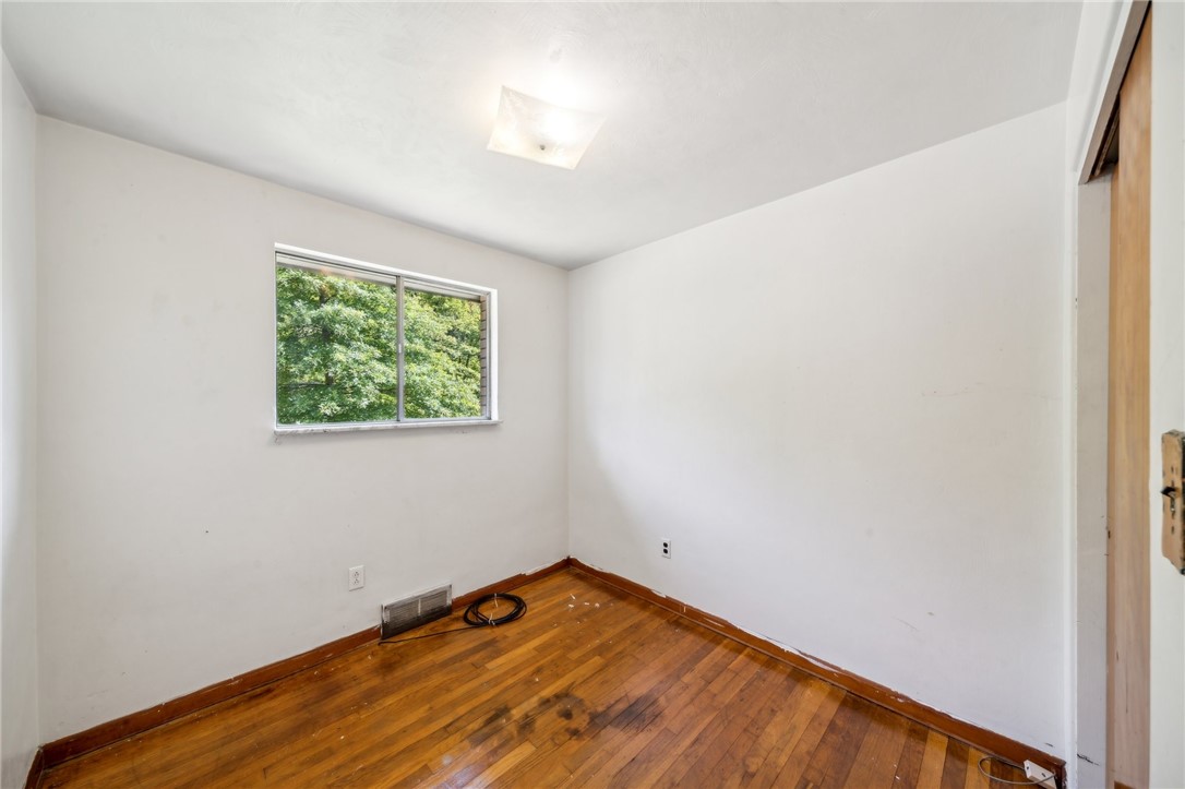 619 Brown Ave