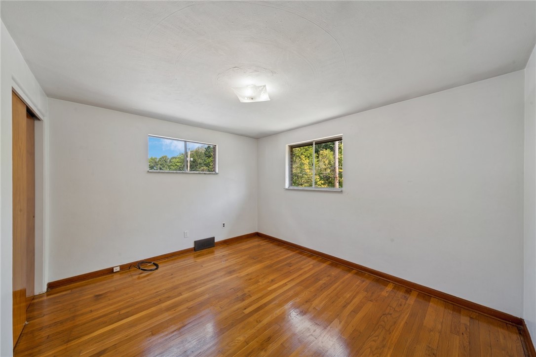 619 Brown Ave