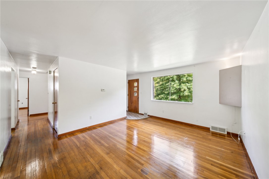 619 Brown Ave