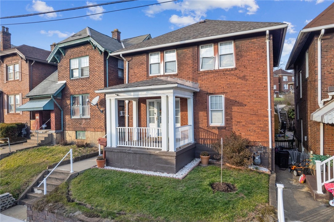 523 Maple St
