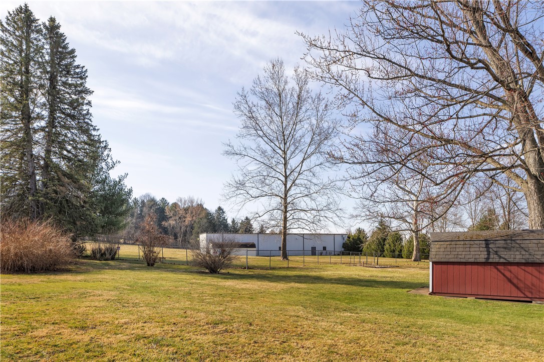 408 Hillcrest Dr