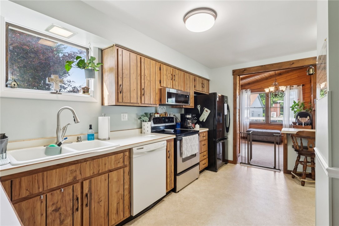 14 Landis Ave