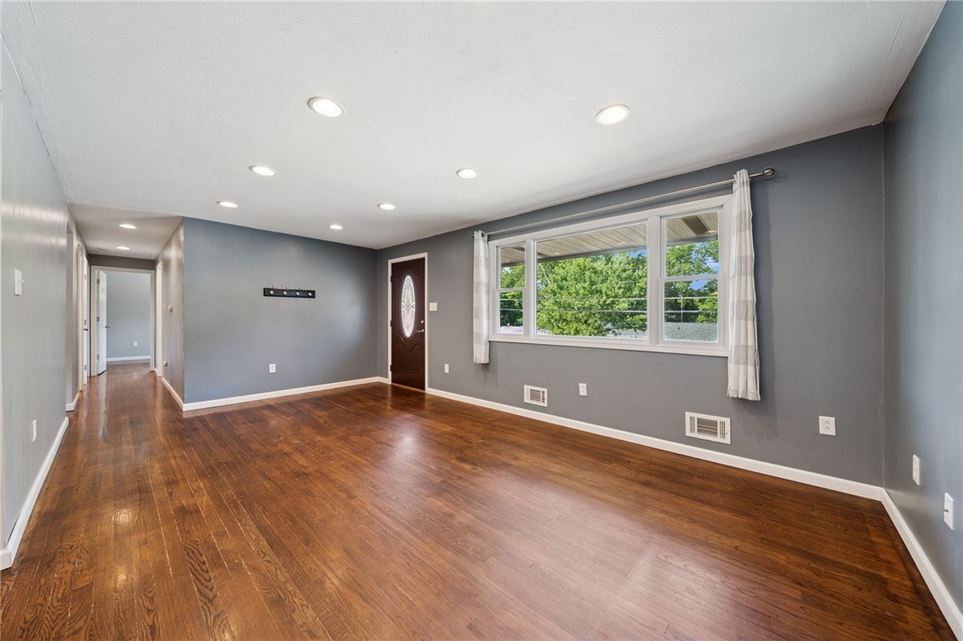 186 Mckenzie Dr