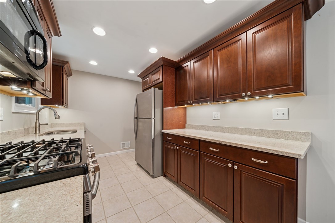 186 Mckenzie Dr