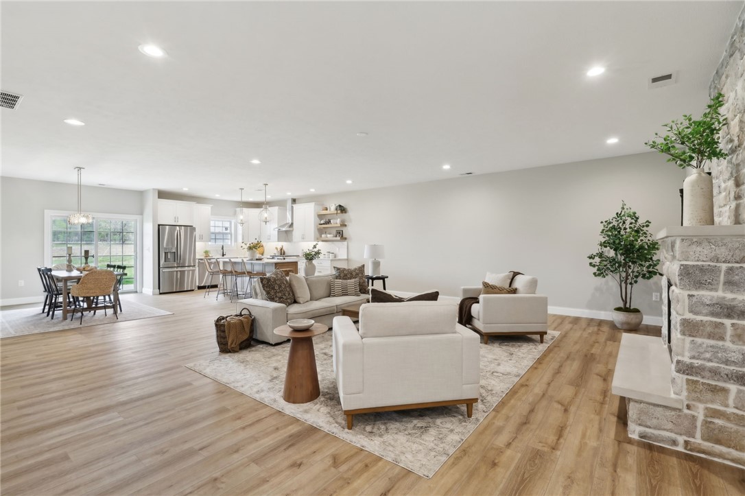 1163 VALLEY CLUB DR. 117