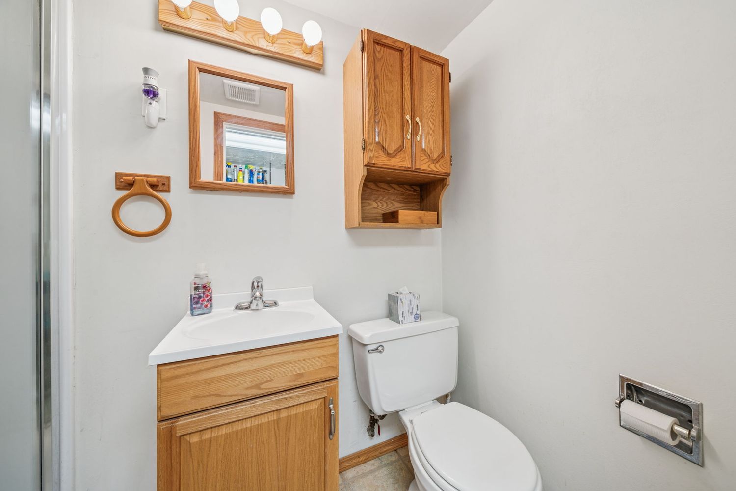 141 Saunders Station