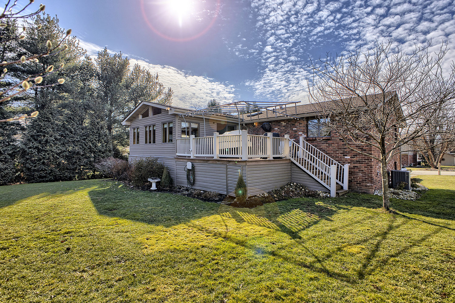 141 Saunders Station