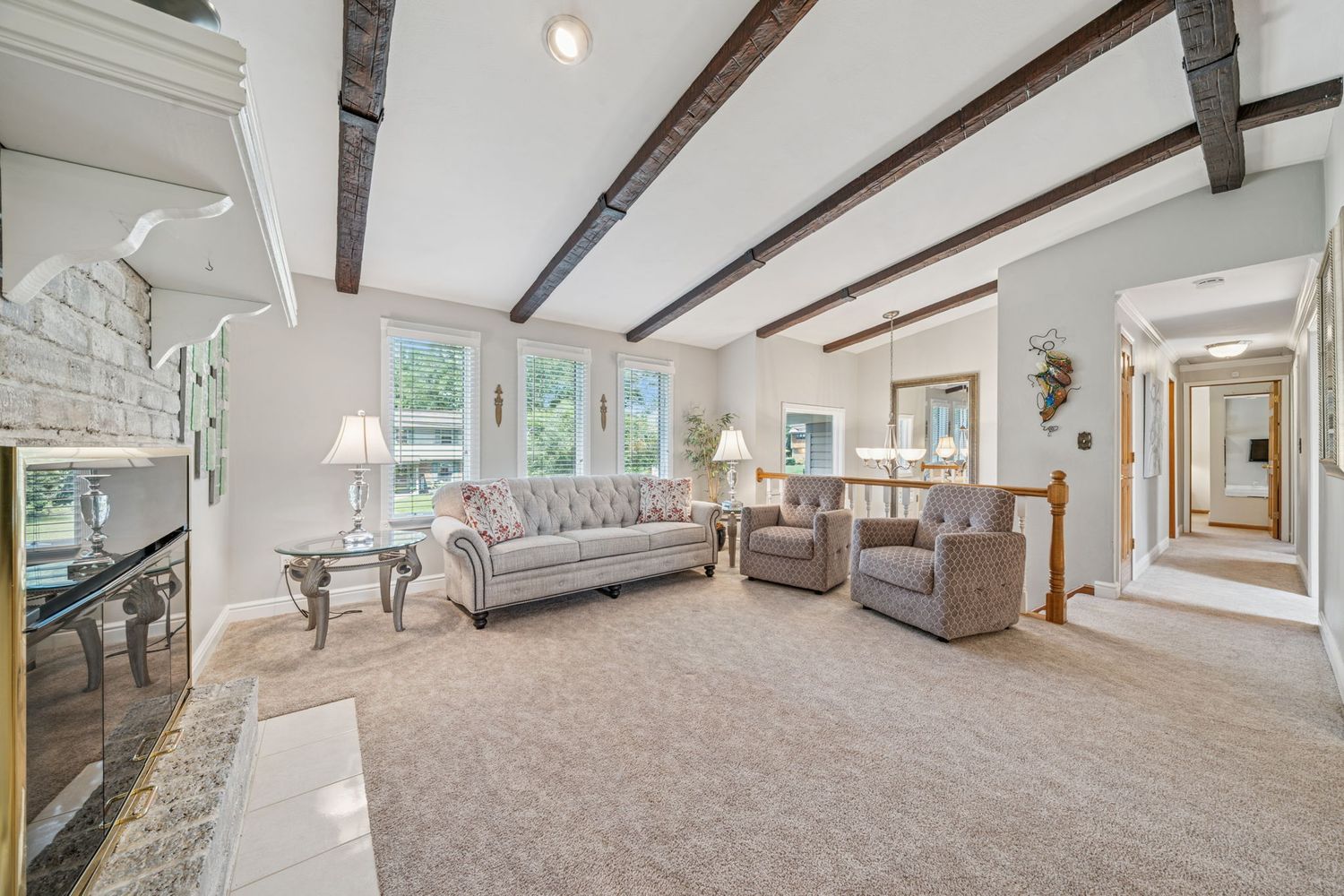 141 Saunders Station